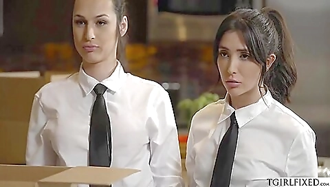 Slutty teen gets fucked in her pussy behind counter