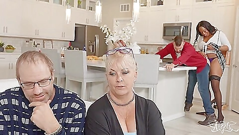 Hottie has her anal and her face fucked to a facial