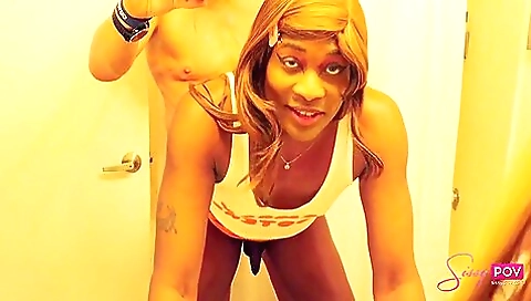 Ebony whore with hairy pussy gets fucked in hardcore