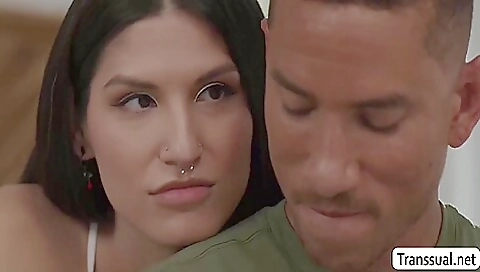 Brunette tranny enjoys a deepthroating with her guy