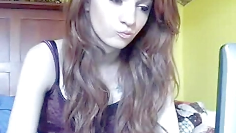 Hot naked amateur solo porn video with a beautiful woman