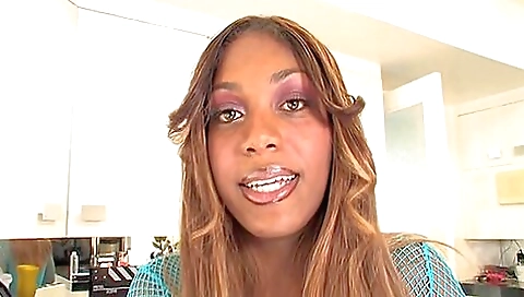 Ebony girl with a big ass and a nice ass fucked solo